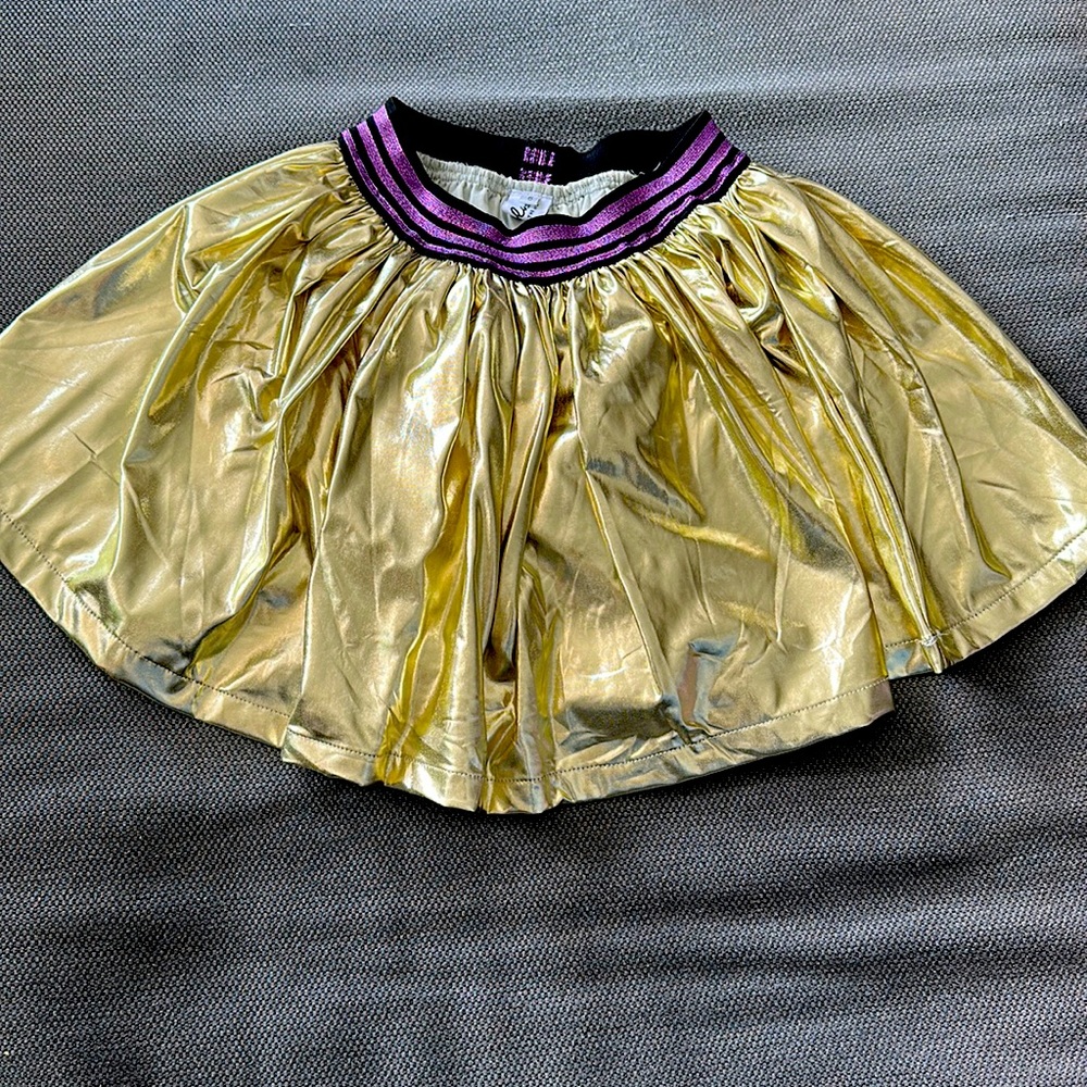🌟 Gold Size 6: Lola & The Boys gold lamé skirt